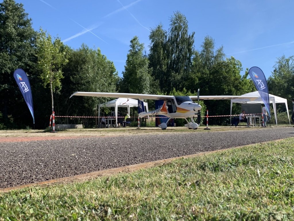 IFA - Exposição de avião atrai atenção dos Viseenses