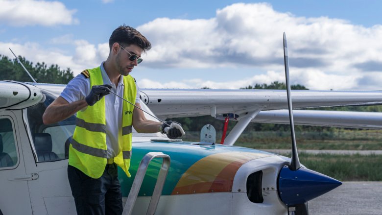 pilot course