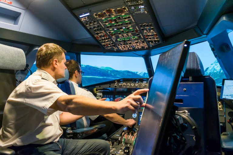 DSC 0750 - Airbus A320 Type Rating | in Morlaix, France