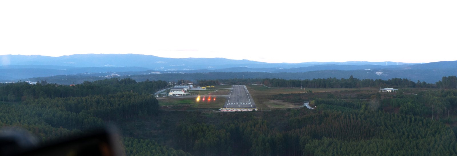 pista aviao scaled - Modular ATPL(A) - Learn to fly in Portugal
